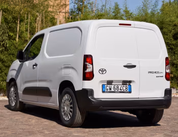 Toyota ProAce City Van Electric [EU-spec] '2024–pr.