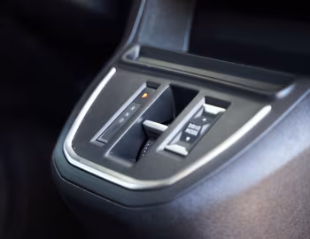 Interior Toyota ProAce Electric Van [EU-spec] '2024–pr.