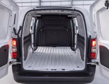 Ambos Toyota ProAce City Van Electric L2 [UK-spec] '2024–pr.