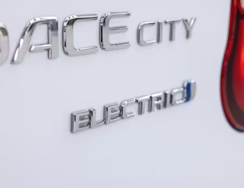 Toyota ProAce City Van Electric L2 [UK-spec] '2024–pr.