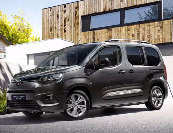 Toyota ProAce City Verso Electric [EU-spec] '2021–23