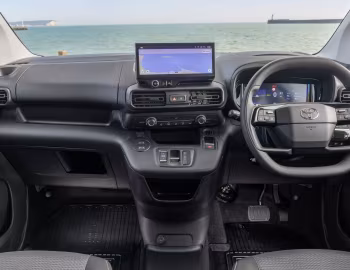 Panel frontal Toyota ProAce City Verso Electric L2 [UK-spec] '2024–pr.