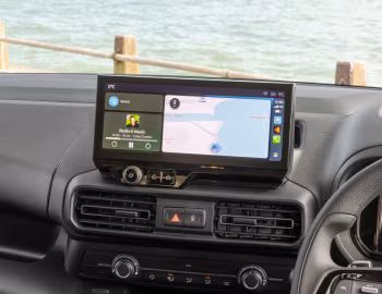 Interior Toyota ProAce City Verso Electric L2 [UK-spec] '2024–pr.