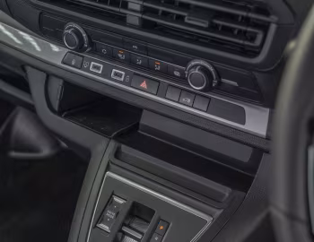 Interior Toyota ProAce Electric Van [UK-spec] '2024–pr.