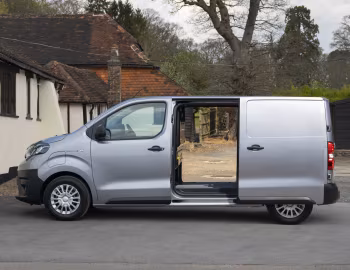 Toyota ProAce Electric Van [UK-spec] '2021–23