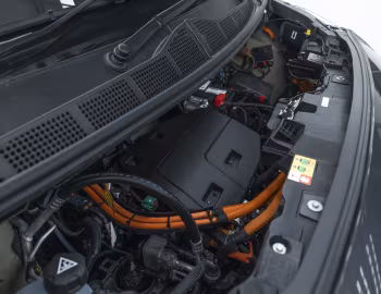 Bajo el capó Toyota ProAce Electric Van [UK-spec] '2024–pr.