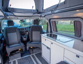 Interior Toyota ProAce Lerina Campervan [UK-spec] '2018–23