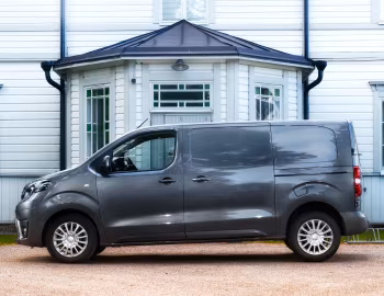 Toyota ProAce Van [EU-spec] '2016–23