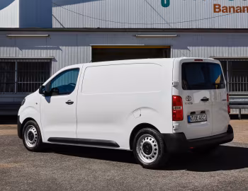 Toyota ProAce Van [EU-spec] '2016–23