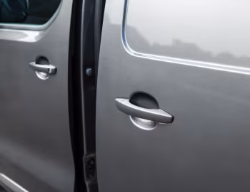 Toyota ProAce Van [UK-spec] '2017–23
