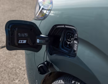 Toyota ProAce Verso Electric [UK-spec] '2024–pr.
