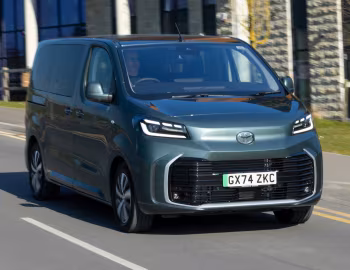 Toyota ProAce Verso Electric [UK-spec] '2024–pr.