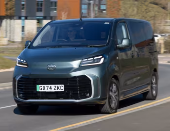 Toyota ProAce Verso Electric [UK-spec] '2024–pr.
