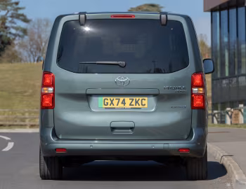 Toyota ProAce Verso Electric [UK-spec] '2024–pr.