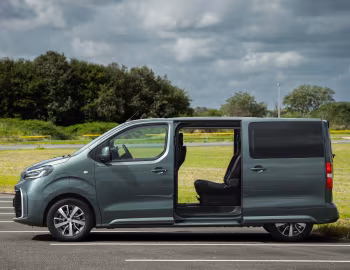 Toyota ProAce Verso Electric [EU-spec] '2024–pr.