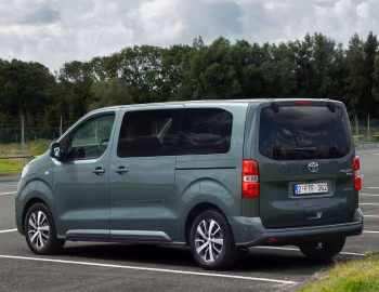 Toyota ProAce Verso Electric [EU-spec] '2024–pr.