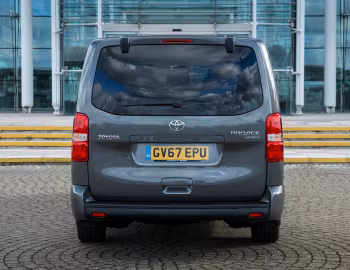 Toyota ProAce Verso VIP [UK-spec] '2018–23