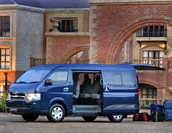 Toyota Quantum Bus '2004–10