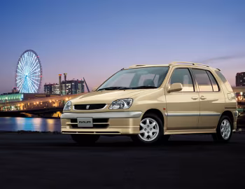 Toyota Raum (EXZ10) '04.1997–05.2003