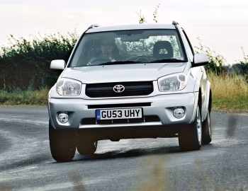 Toyota RAV4 3-door [UK-spec] '2003–05