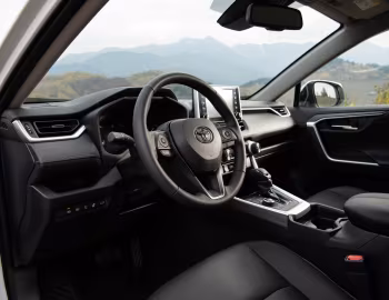 Інтэр'ер Toyota RAV4 [CIS] '10.2019–02.2022