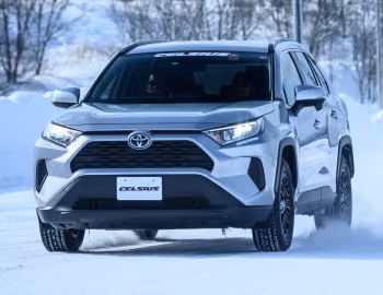 Toyota RAV4 [Japan] '04.2019–25