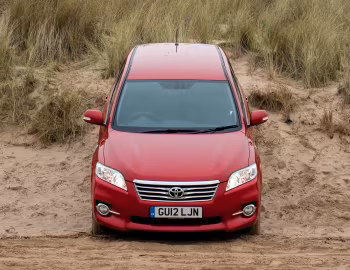 Toyota RAV4 [UK-spec] '2010–12