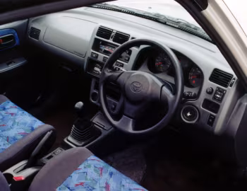 Panel frontal Toyota RAV4 GX 3-door [UK-spec] '01.1998–08.2000
