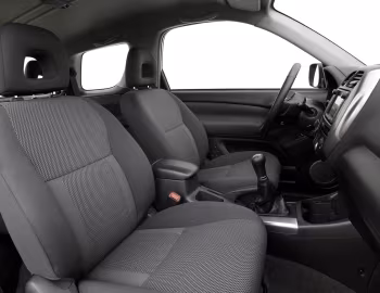 Interior Toyota RAV4 3-door [Worldwide] '2003–05