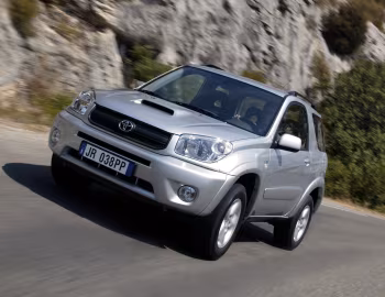 Toyota RAV4 3-door [Worldwide] '2003–05