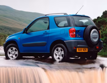 Toyota RAV4 3-door [UK-spec] '2000–03