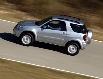 Toyota RAV4 3-door [Worldwide] '2003–05