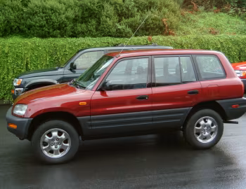 1997 Toyota RAV4 5-door [North America] (SXA11/SXA16) '1996–97