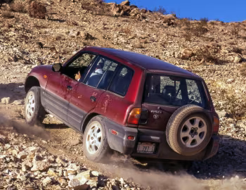 1997 Toyota RAV4 5-door [North America] (SXA11/SXA16) '1996–97