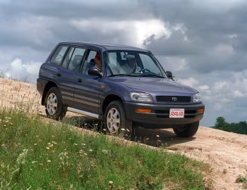 1997 Toyota RAV4 5-door [North America] (SXA11/SXA16) '1996–97