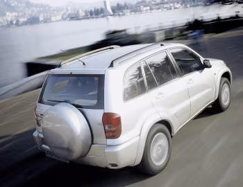 Toyota RAV4 5-door [Worldwide] '2000–03