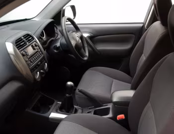 Interior Toyota RAV4 5-door [South Africa] '2003–05