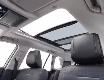 Interior Toyota RAV4 HEV [Latam] '2026