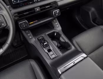 Interior Toyota RAV4 HEV [Latam] '2026