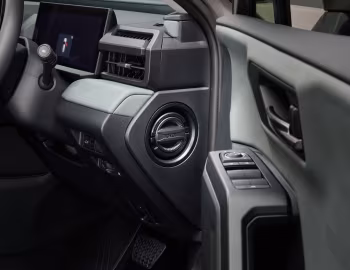 Interior Toyota RAV4 HEV Adventure [Japan] (6AA-AXAN64) '12.2025–pr.