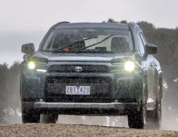 Toyota RAV4 HEV Edge [Australia] '2026