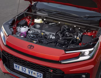 Bajo el capó Toyota RAV4 HEV GR Sport [South Africa] '2026