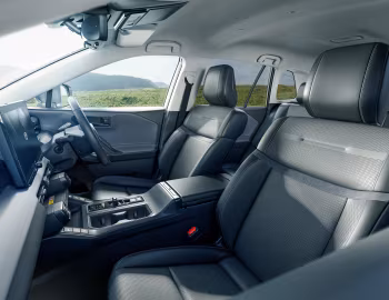 Interior Toyota RAV4 HEV Z [Japan] (6AA-AXAN64) '12.2025–pr.