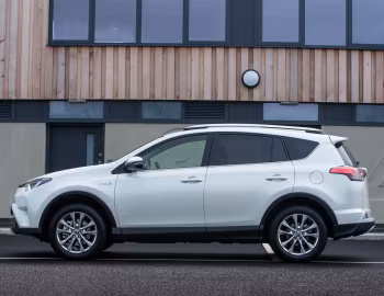 Toyota RAV4 Hybrid [UK-spec] '2015–19