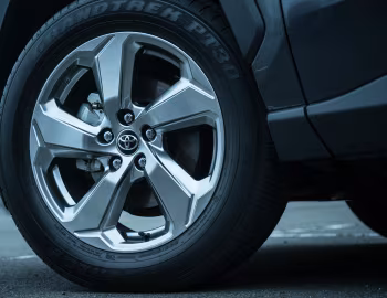 Toyota RAV4 Hybrid [Japan] '04.2019–25
