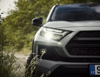 Toyota RAV4 Hybrid Adventure [EU-spec] '2021–25
