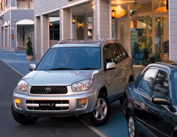 Toyota RAV4 2.0 J Wide Sport 4WD [Japan] (TA-ACA21W) '05.2000–07.2003