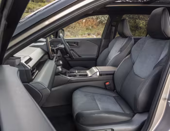 Interior Toyota RAV4 PHEV [South Africa] '2026