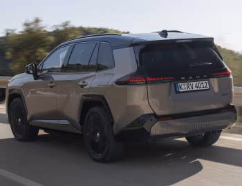 Toyota RAV4 PHEV [EU-spec] '2026
