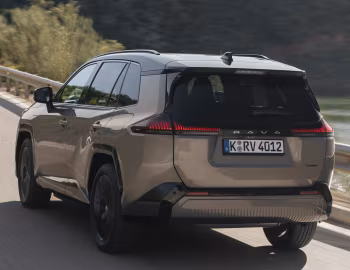 Toyota RAV4 PHEV [EU-spec] '2026